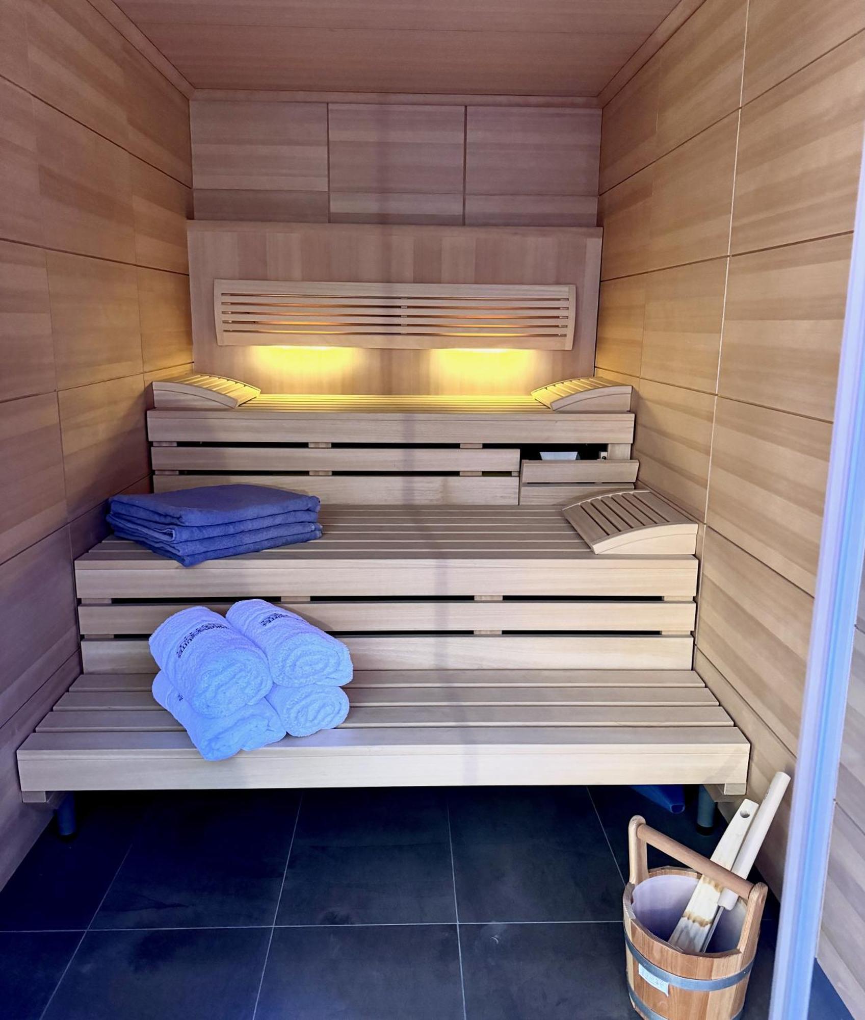 Kitz Deluxe Suite 1 & 2 Im Zentrum Mit Eigenem Spa & Parken By Belle-Stay Кицбюел Екстериор снимка