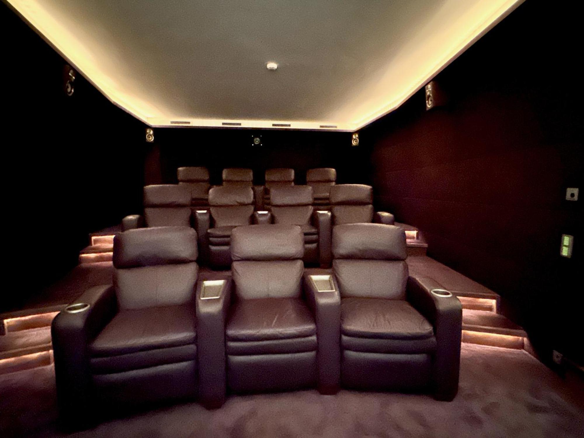 Kitz Deluxe Suite 1 & 2 Im Zentrum Mit Eigenem Spa & Parken By Belle-Stay Кицбюел Екстериор снимка