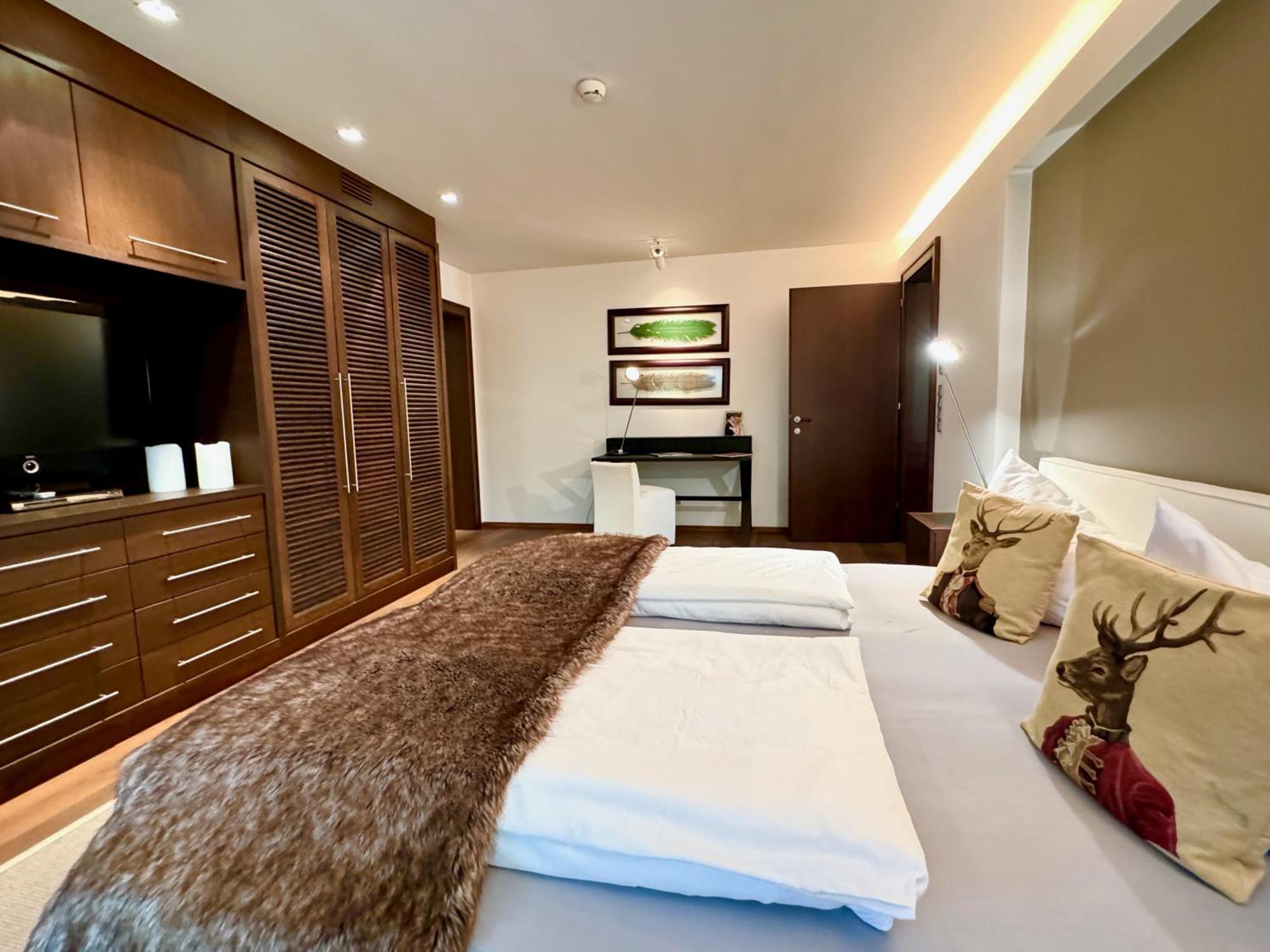 Kitz Deluxe Suite 1 & 2 Im Zentrum Mit Eigenem Spa & Parken By Belle-Stay Кицбюел Екстериор снимка